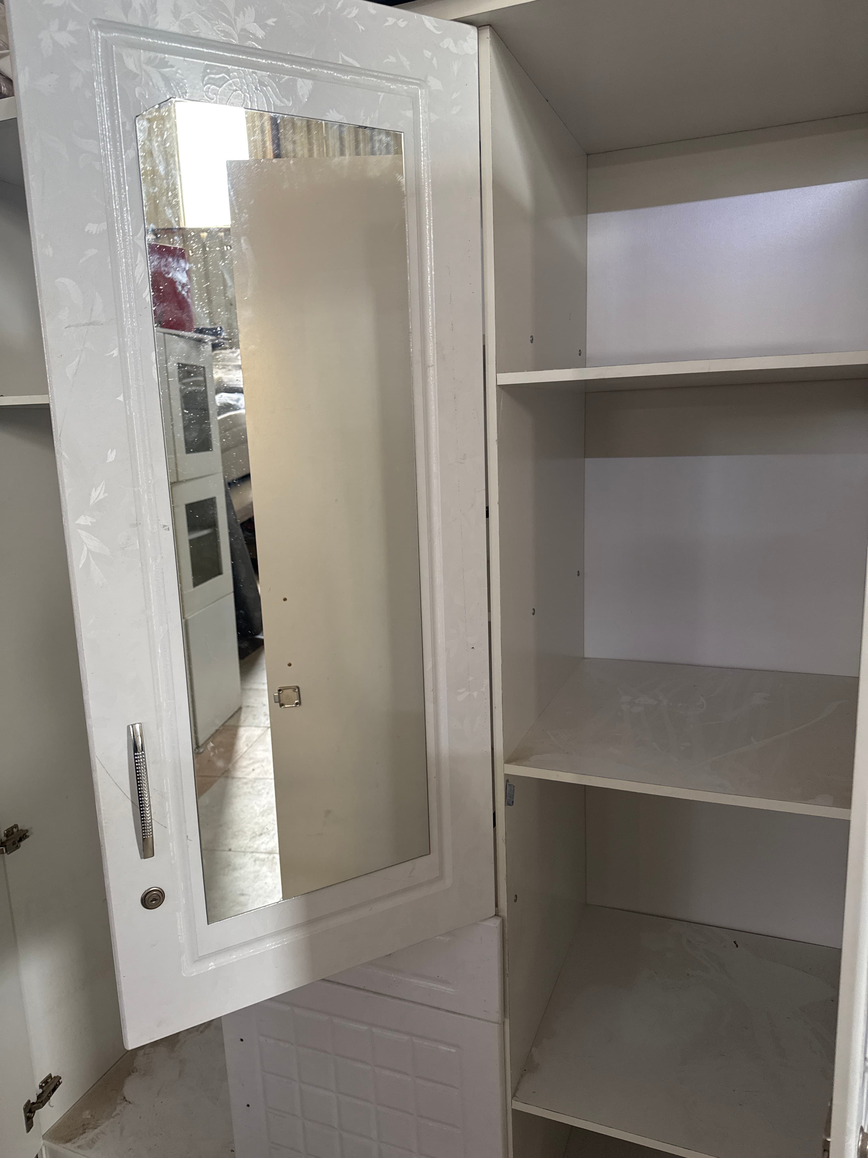 White Wardrobe with Mirror 2