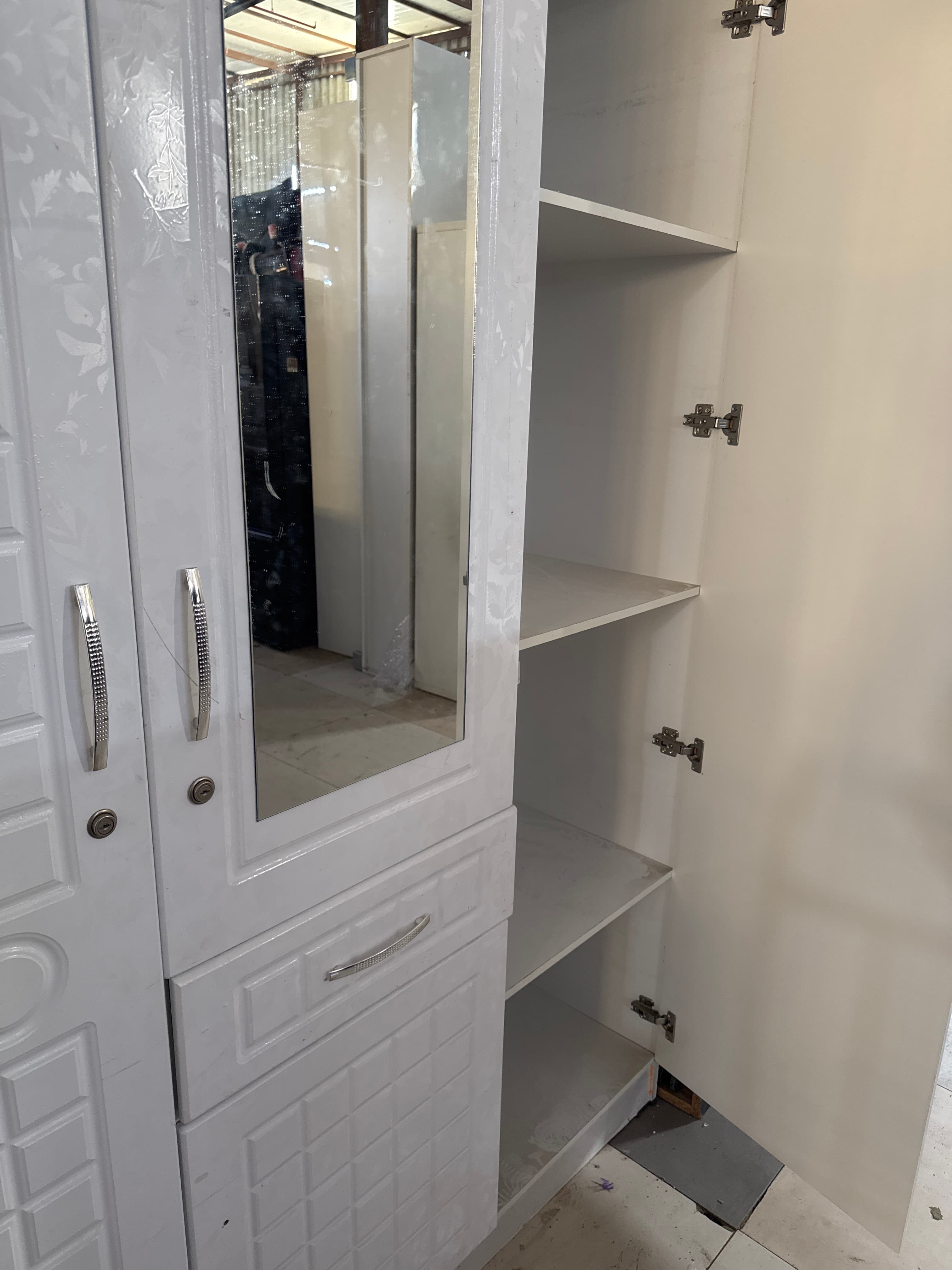 White Wardrobe with Mirror 3