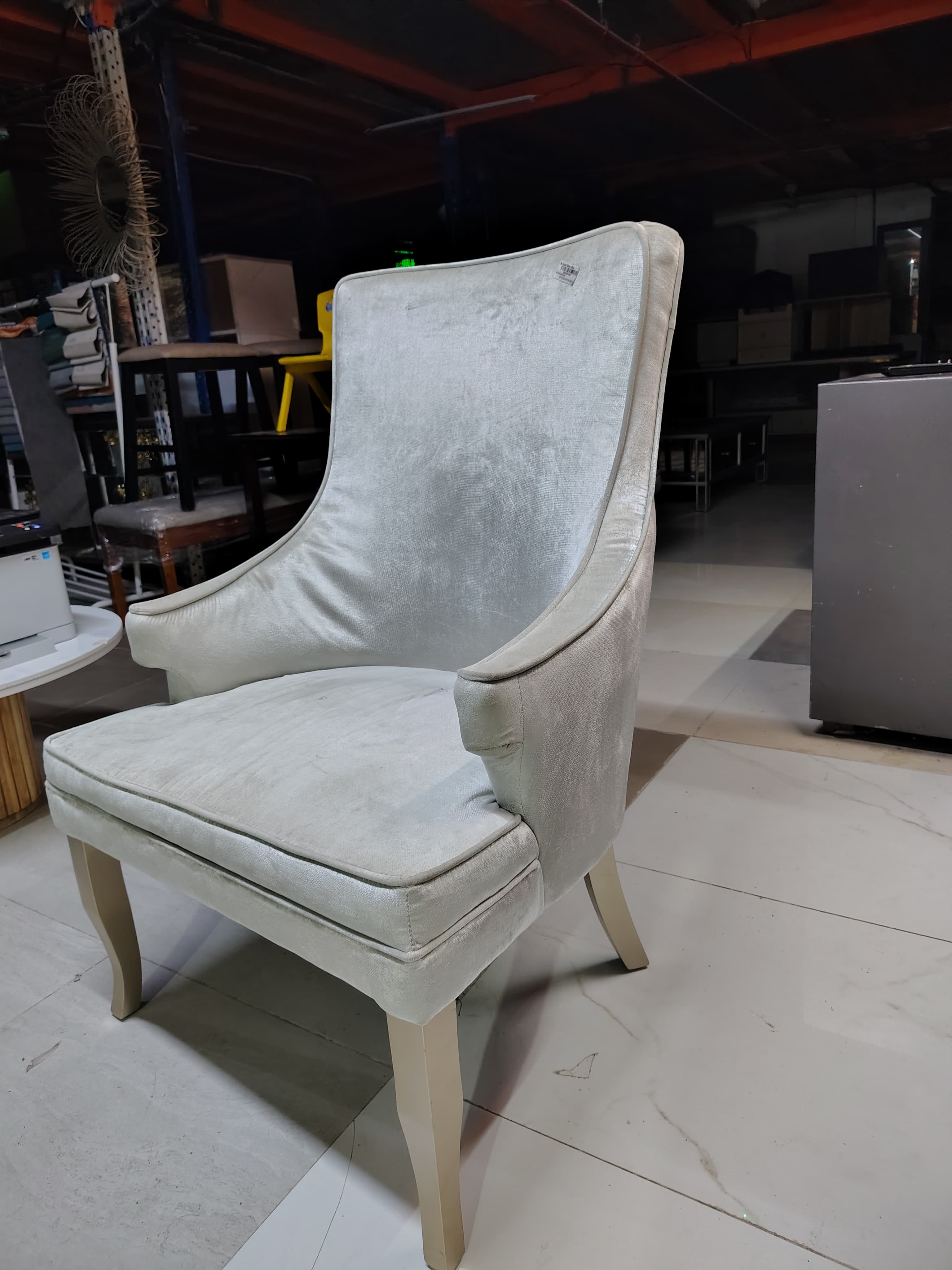 Velvet Accent Chair 3
