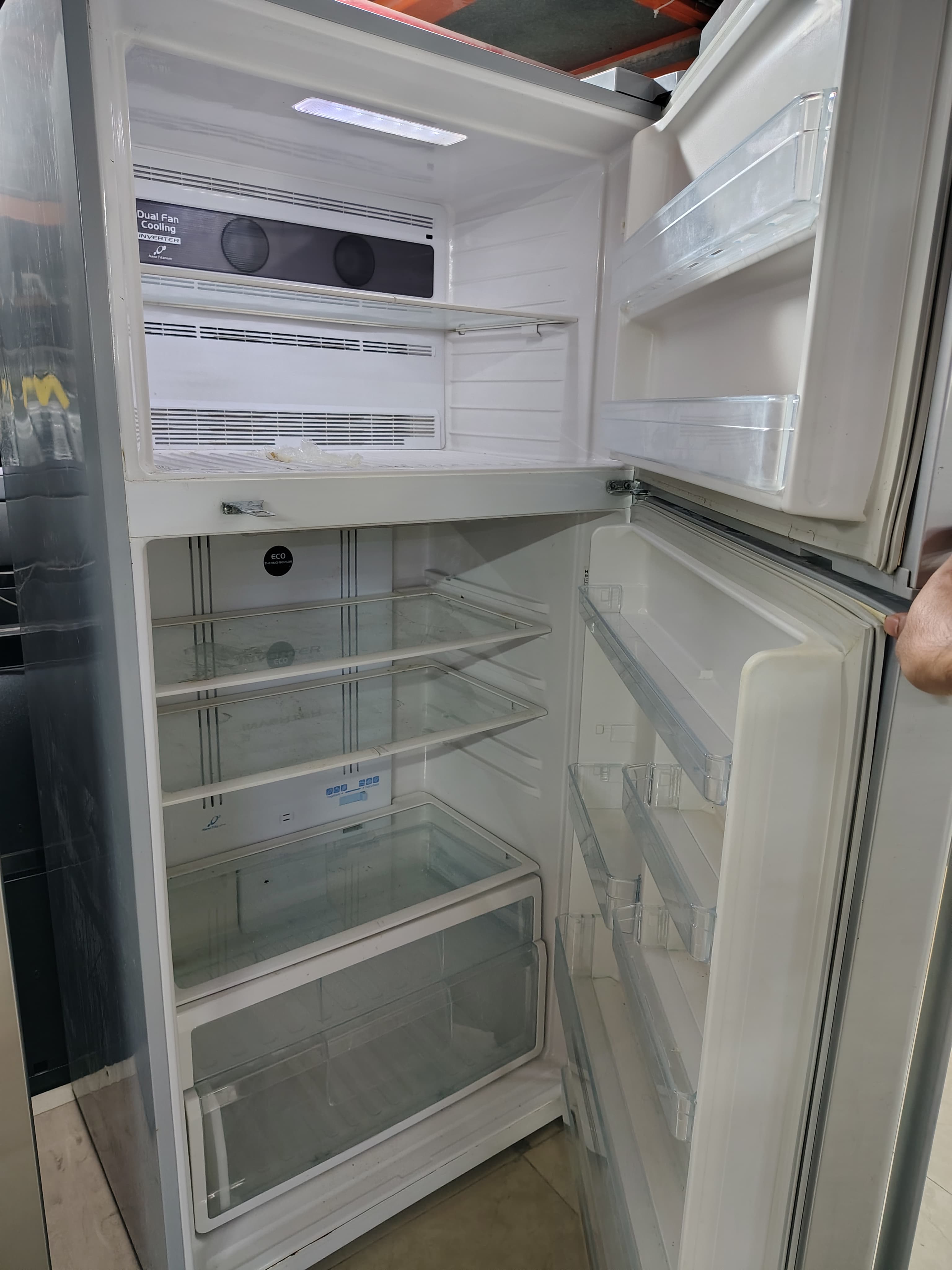 Hitachi Refrigerator 3