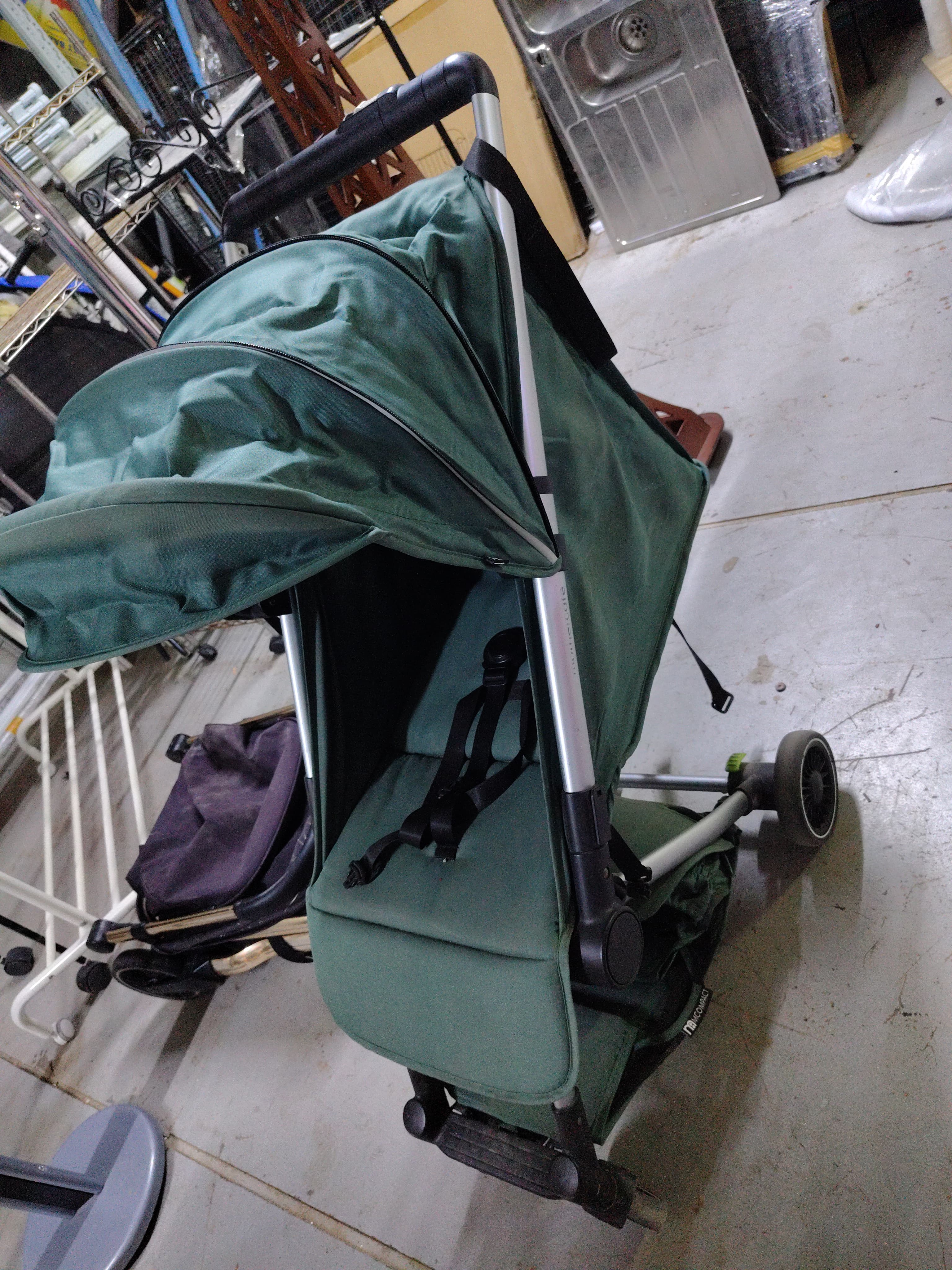 Green Compact Stroller 2