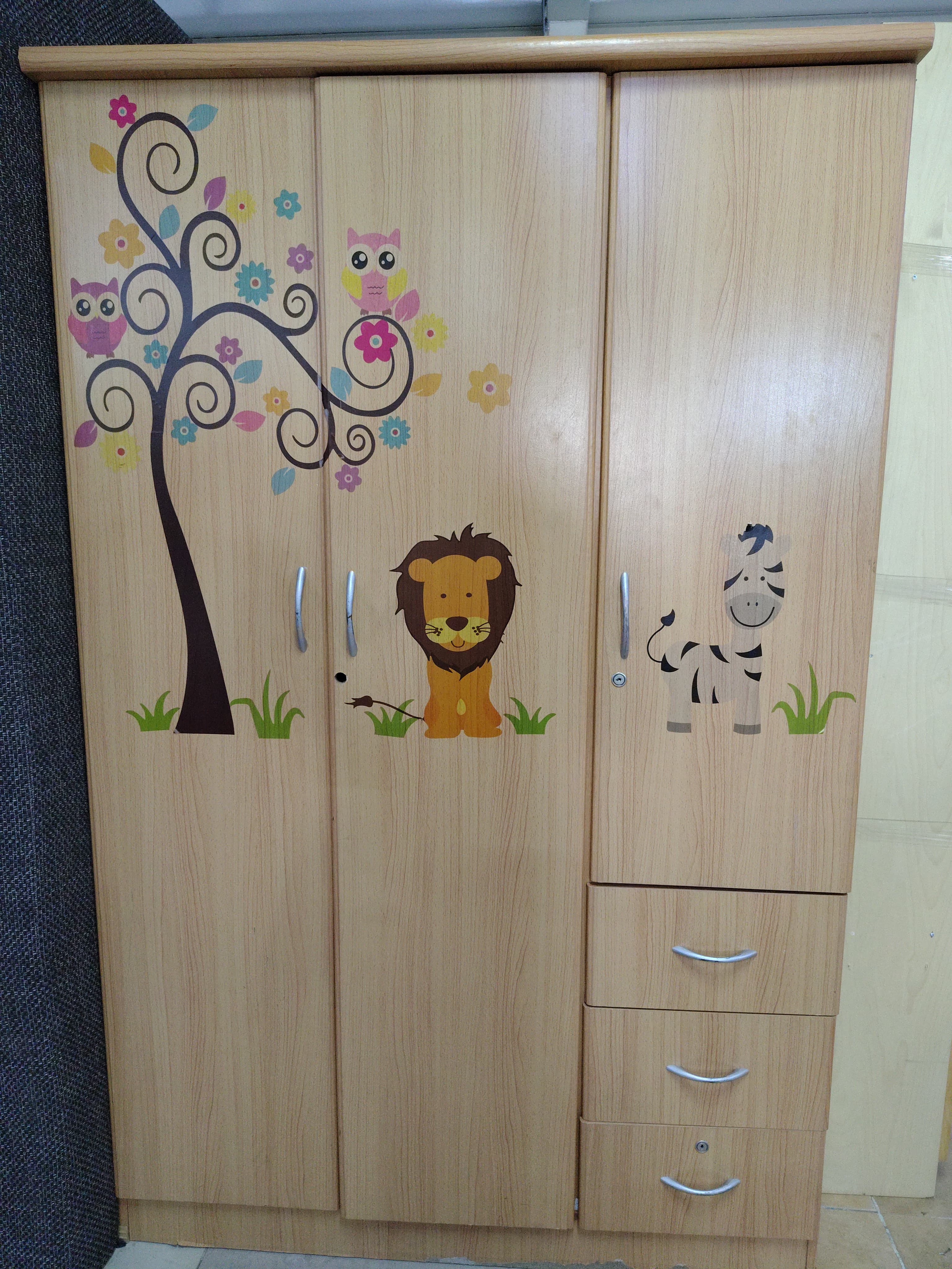 3-Door Wardrobe with Drawer Unit