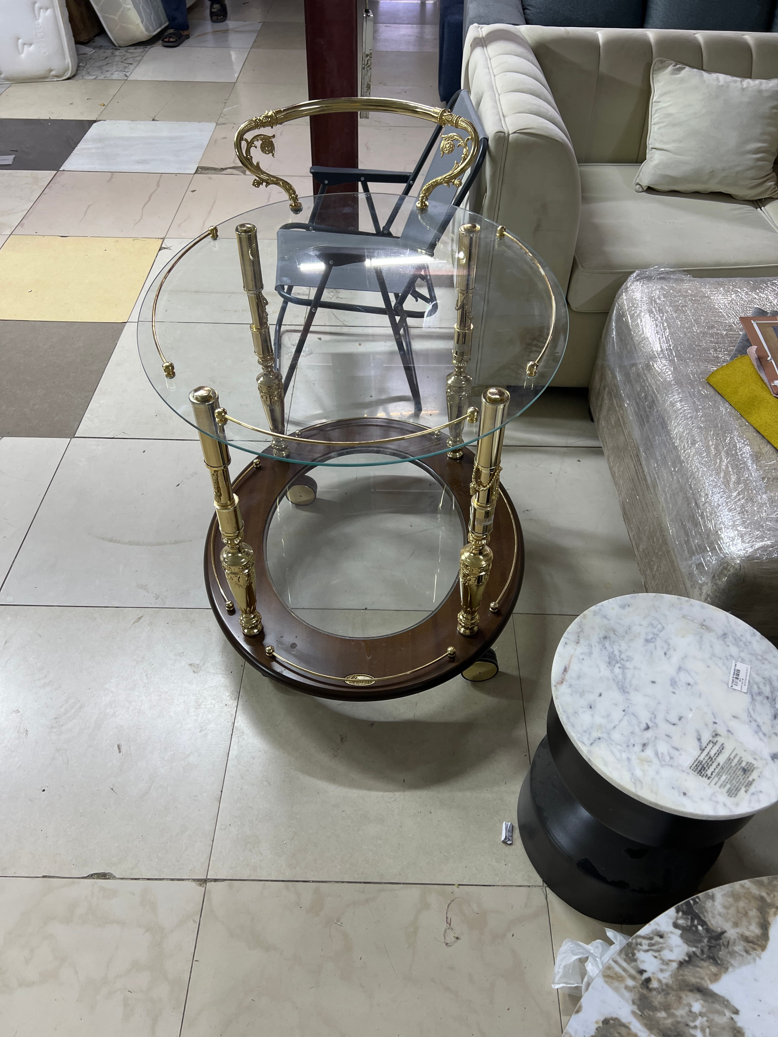 Used Bu Faisal Glass Dining Table Set 2