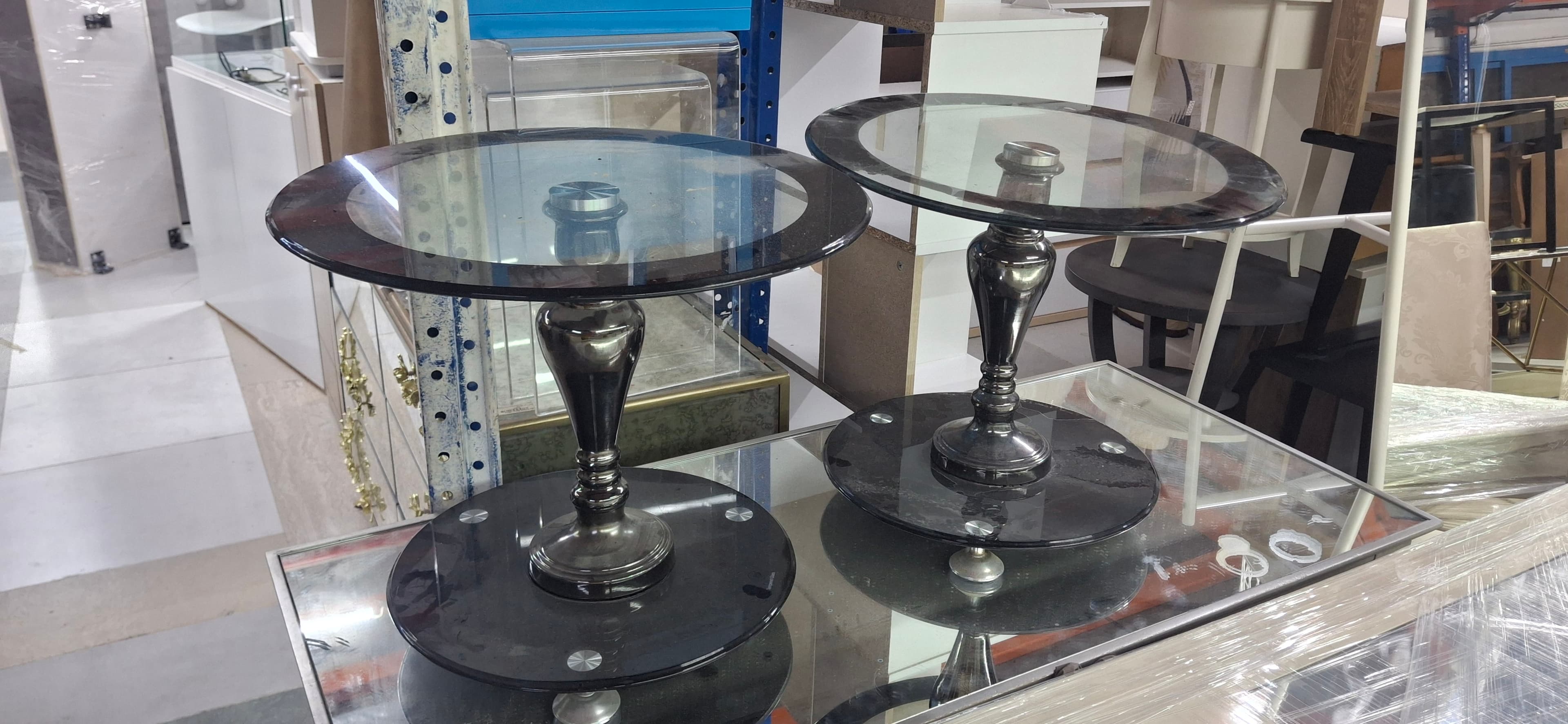 Used Pedestal Side Table Glass Top Black 2